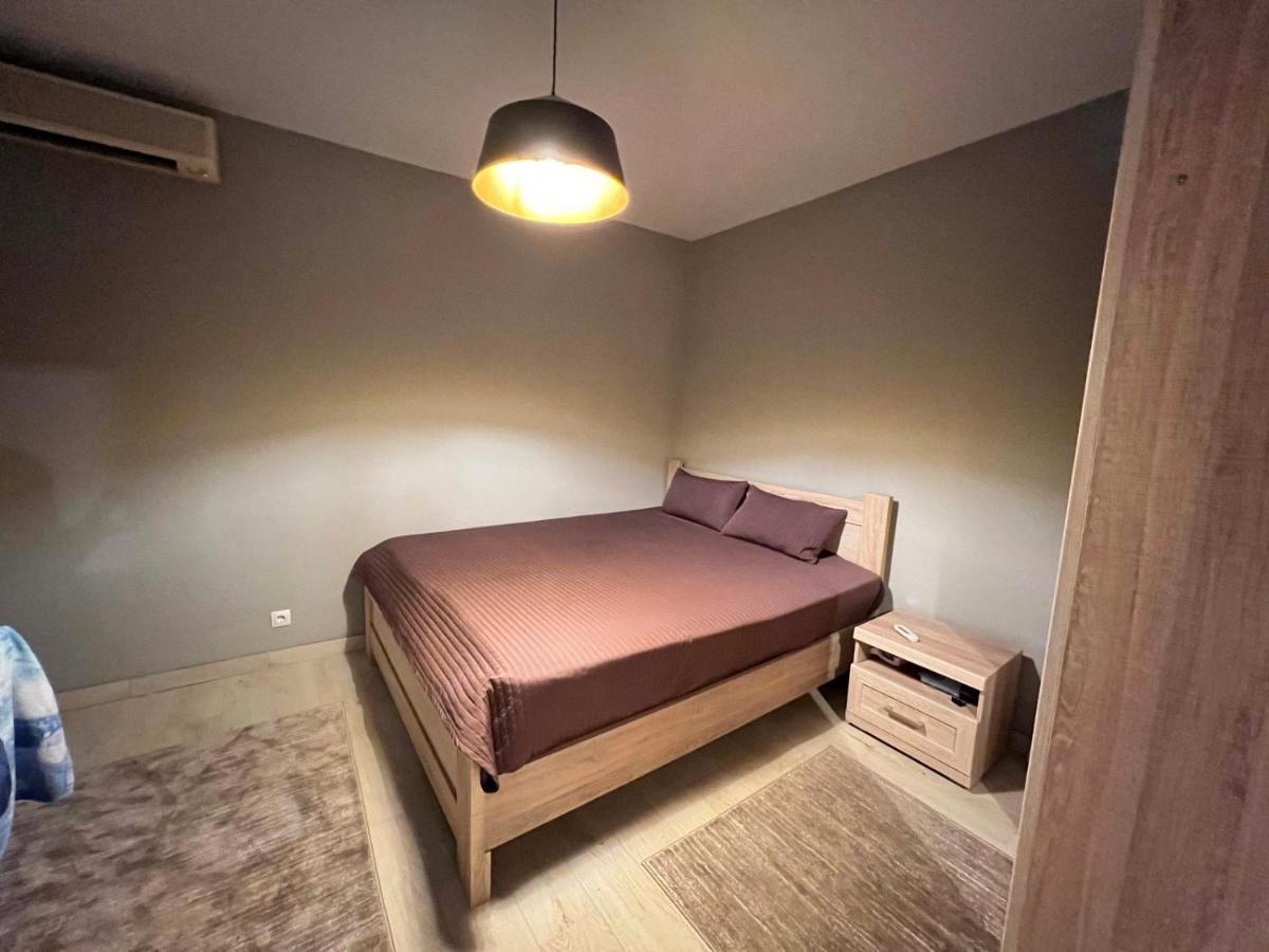 Villaversa Улцин Екстериор снимка